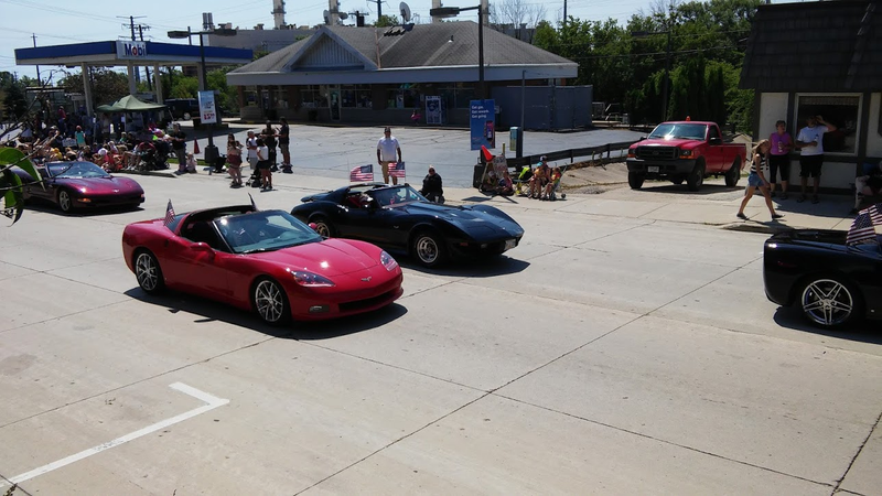 Illustration for article titled "Fish Day" Parade & Car Show